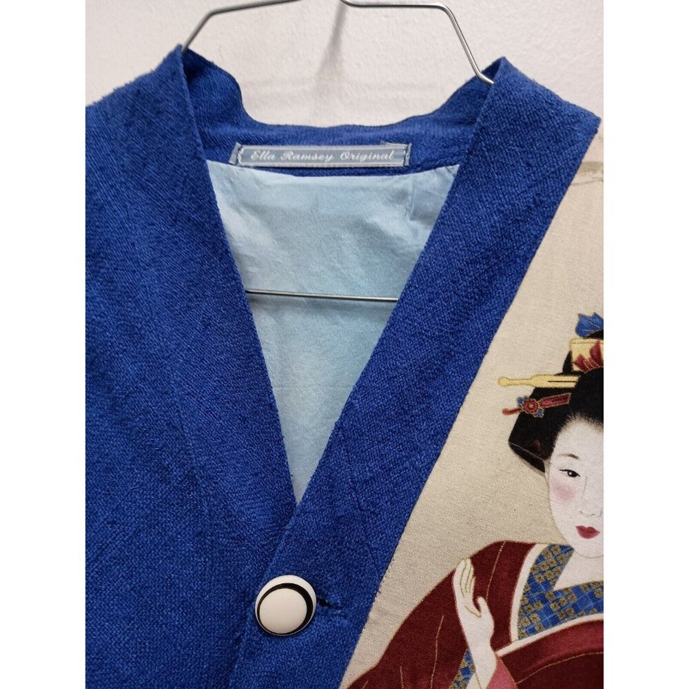 Elegant Blue Women's Blazer with Artistic Print - Picture 4 of 11